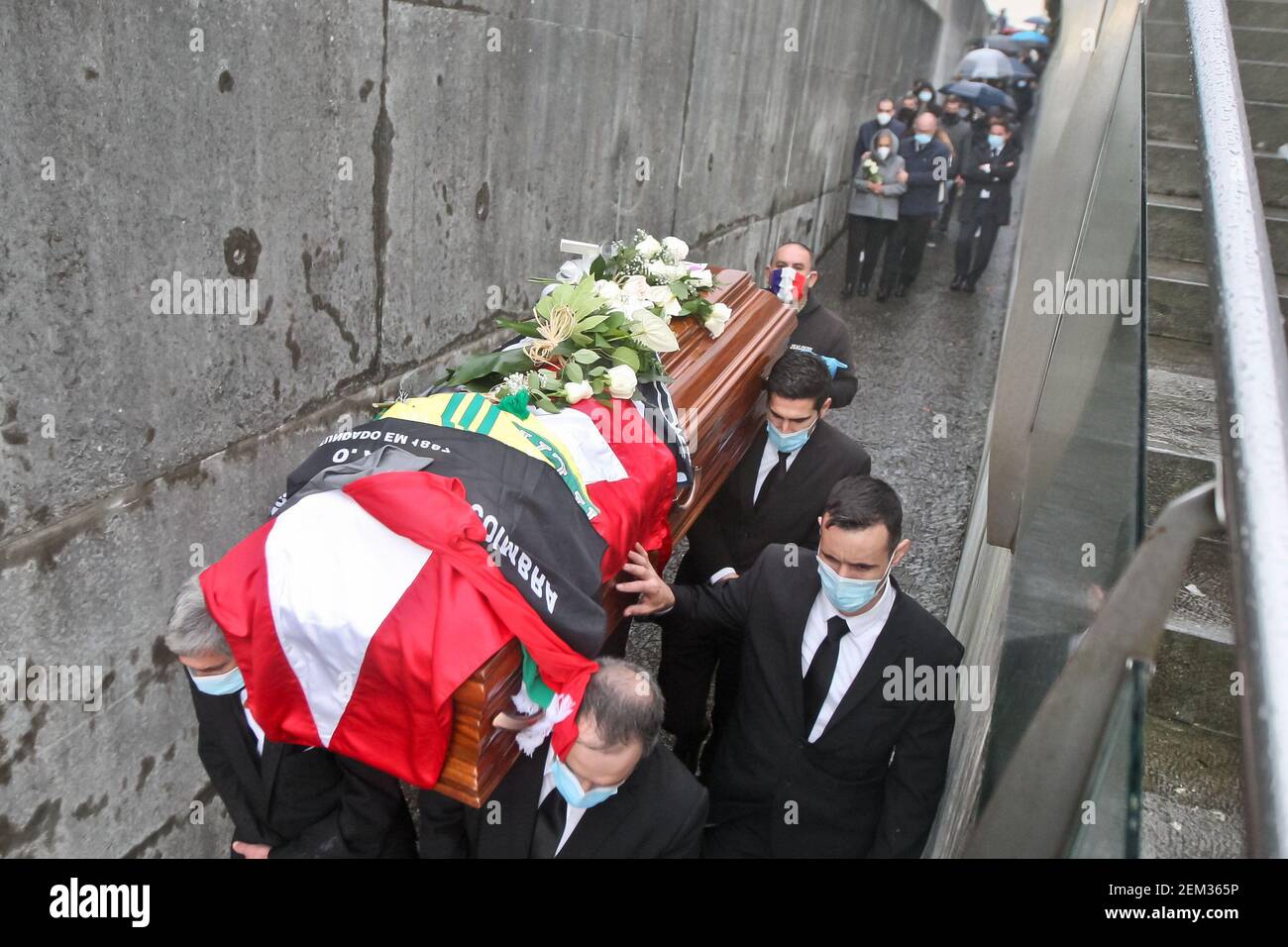 Matosinhos, 12/03/2020 - Funeral Ceremonies by Vitor Oliveira, Soccer  coach, at the Matosinhos Tanatory. José Pereira, president of the Football  Coaches Association; Sónia Carneiro; Pedro Proença, president of Liga Clubes.  (José Carmo /