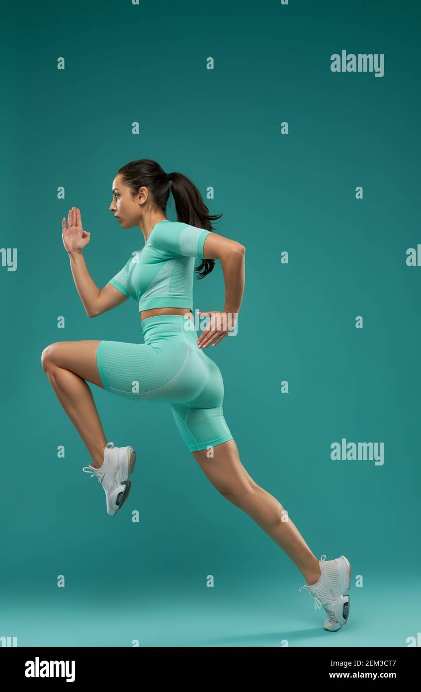 Hispanic woman wearing crop hi-res stock photography and images - Alamy