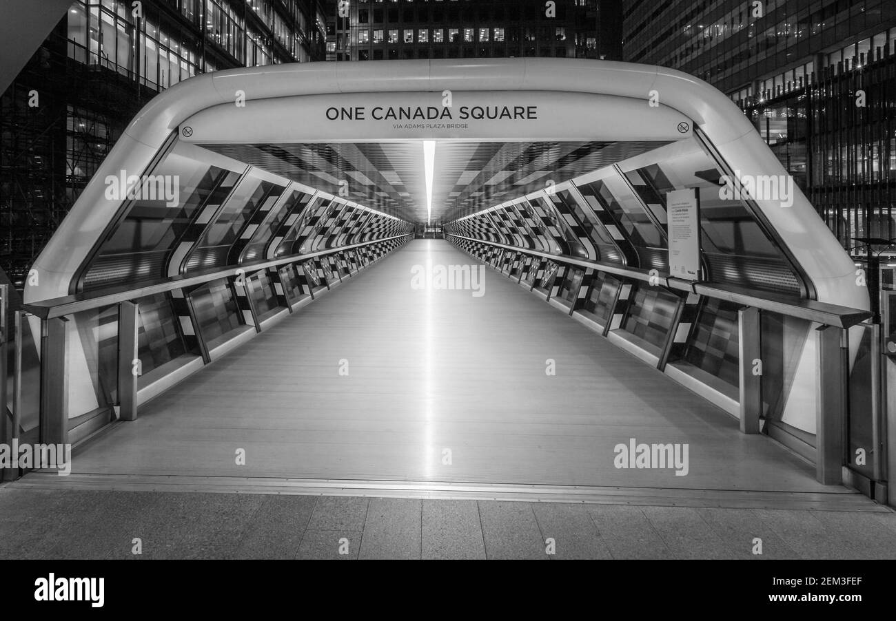 Connected by Light at Canary Wharf: One Canada Square in monochrome. Stock Photo