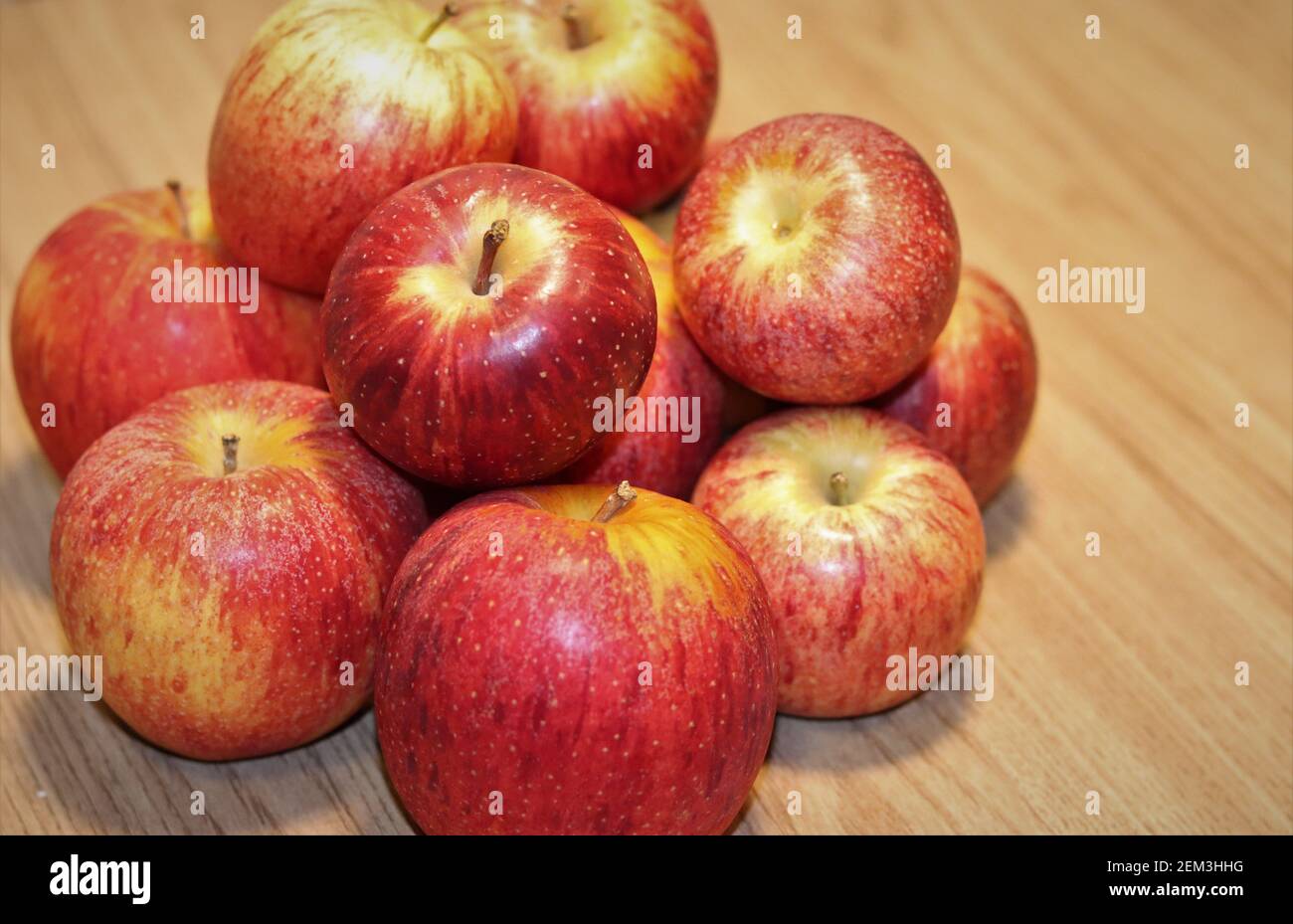Red apples, a delicious fruit and rich in nutrients Stock Photo Alamy