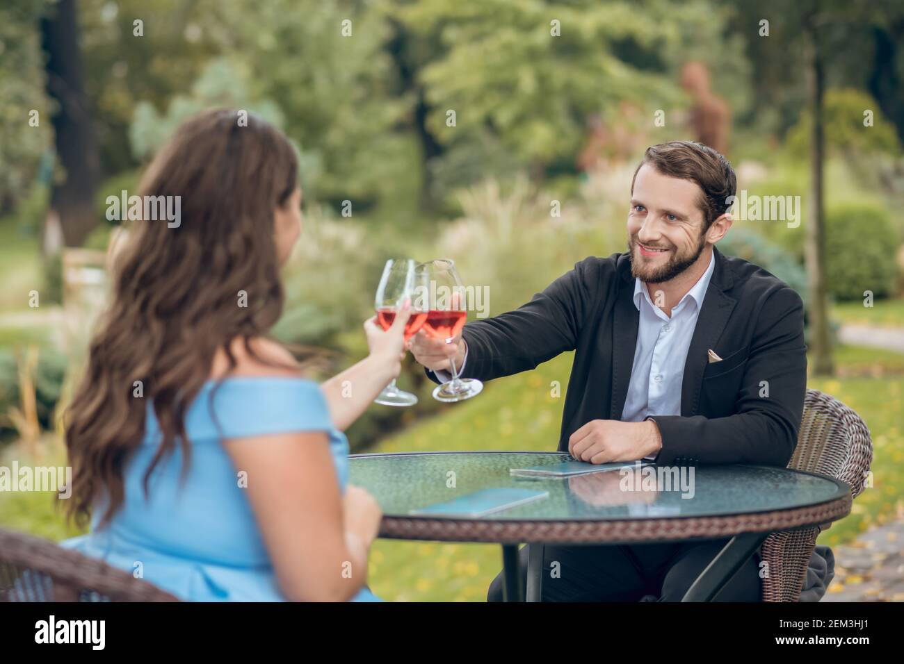 Well groomed man black hi-res stock photography and images - Alamy