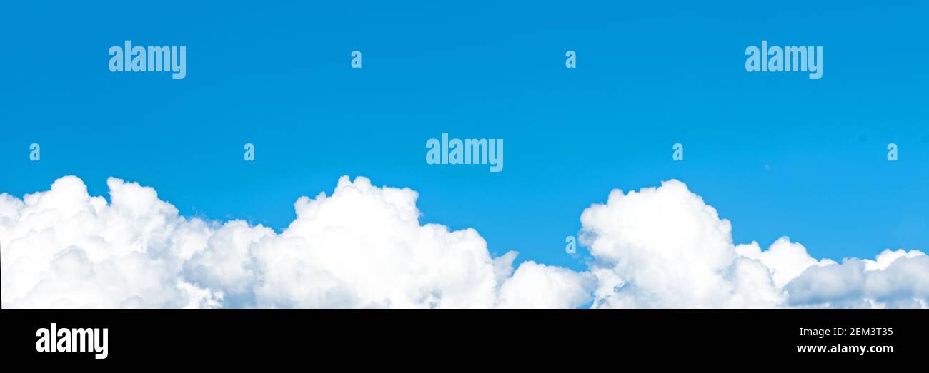 A beautiful blue sky and white cumulus clouds Stock Photo - Alamy