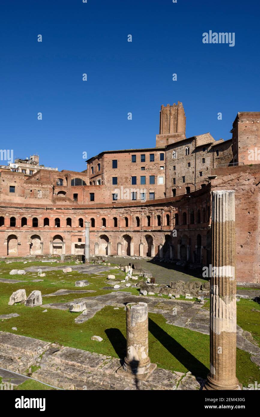 Rome. Italy. Trajan's Markets (Mercati di Traiano), Forum of Trajan (Foro di Traiano).  Trajan's Market was was inaugurated in 113 AD, and probably bu Stock Photo