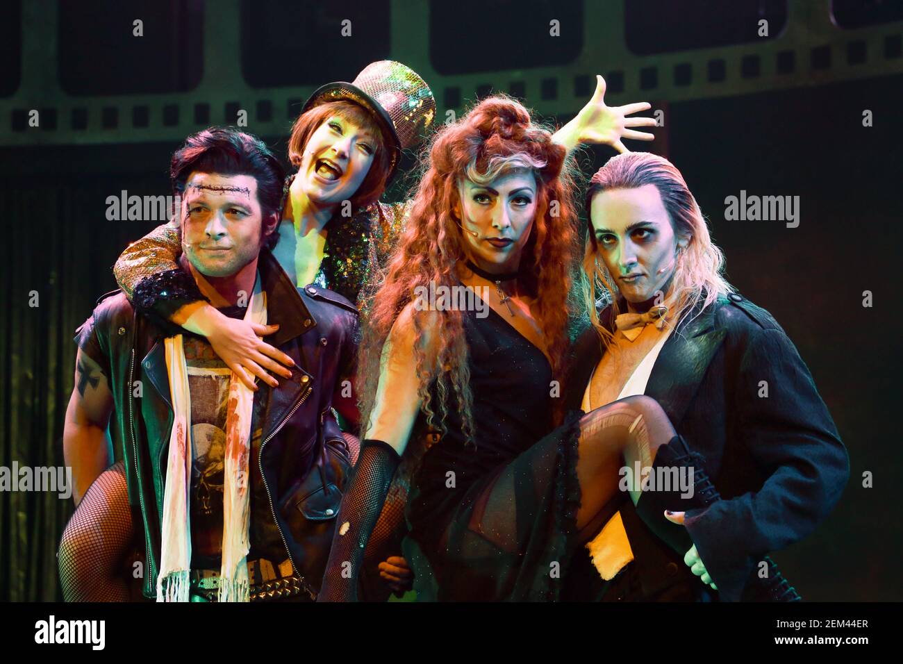 Colombia music show hi-res stock photography and images - Alamy
