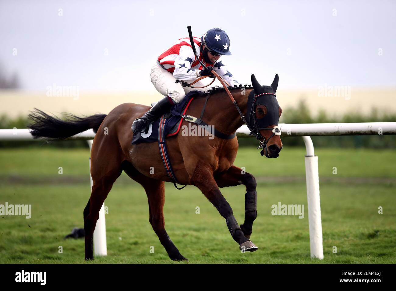 Beau Bay ridden by jockey Charlie Hammond on the way to winning the Virgin Bet Veterans' Handicap Chase (Leg 2 Of The Veterans' Chase Series) at Doncaster Racecourse. Picture date: Wednesday February 24, 2021. Stock Photo