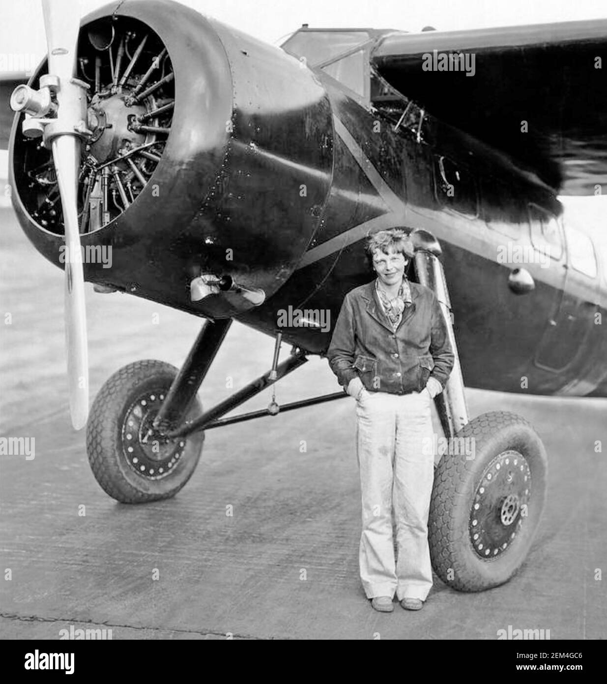 AMELIA EARHART (1897-1937) American aviation pioneer in early January 1935 before her solo flight from Honolulu to California. Stock Photo