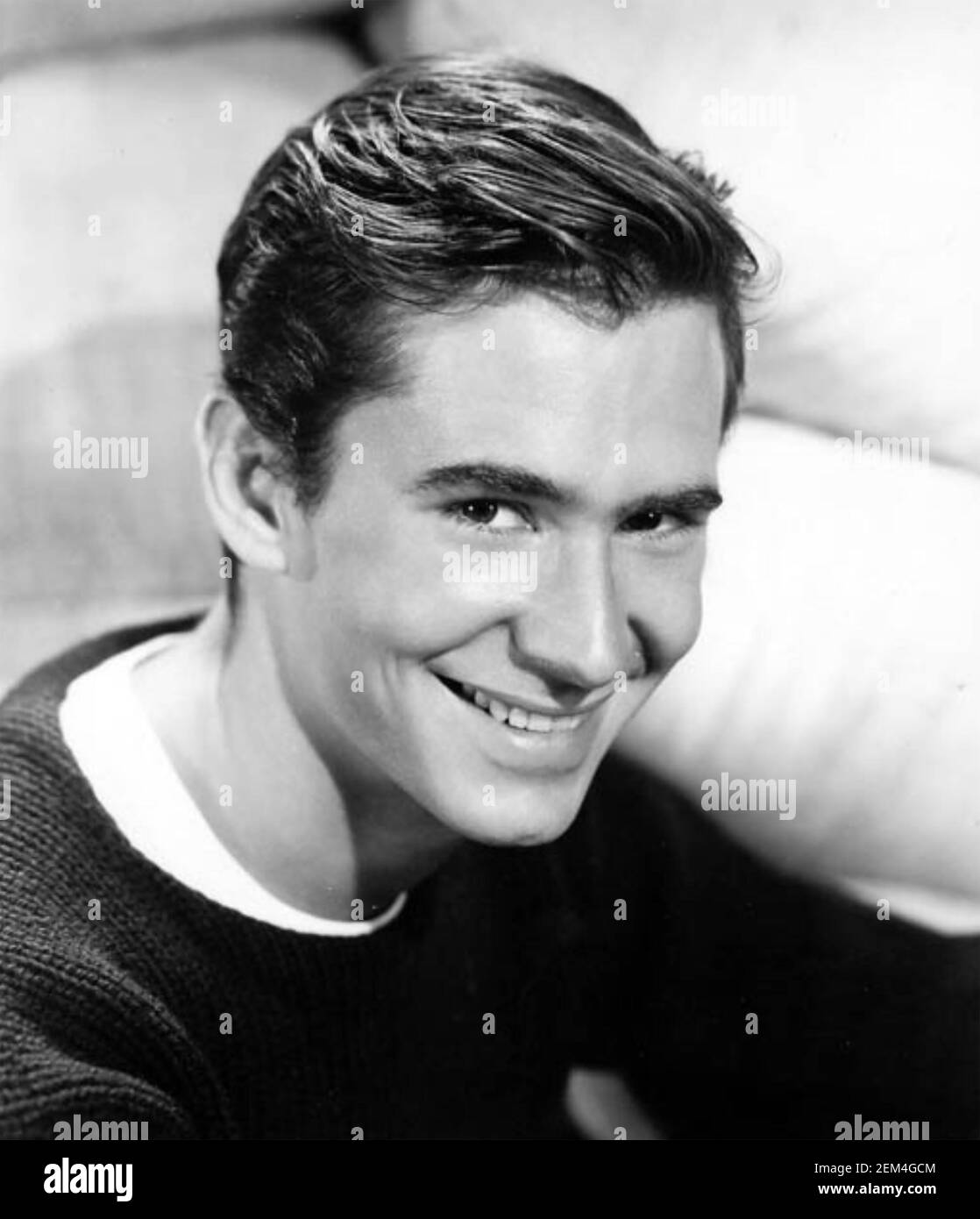 Перкинс, энтони психо 1. Осгуд перкинс режиссер. Говард перкинс. Оз перкинс. Boris giovanni фото.