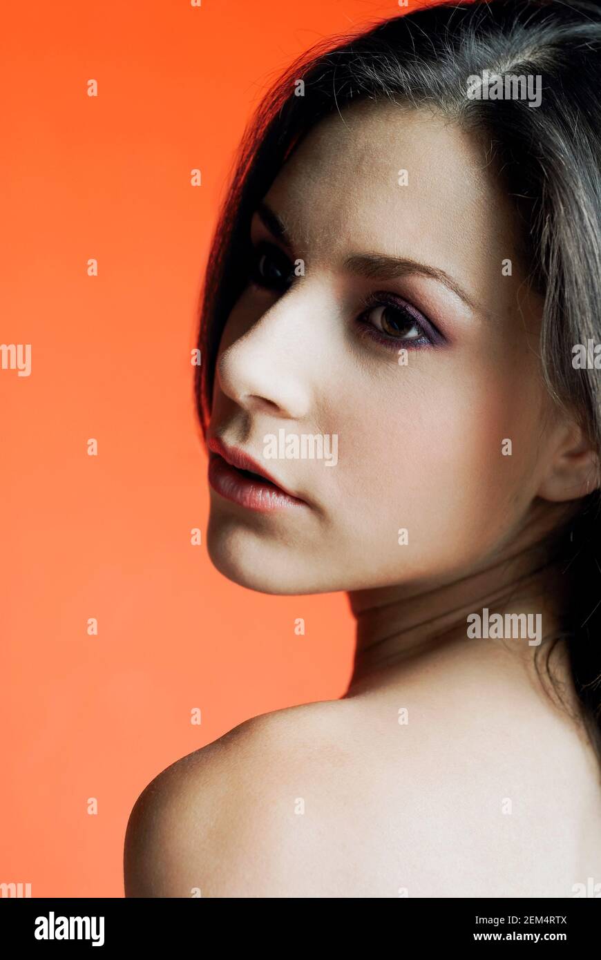 Rear view head shot young hi-res stock photography and images - Alamy