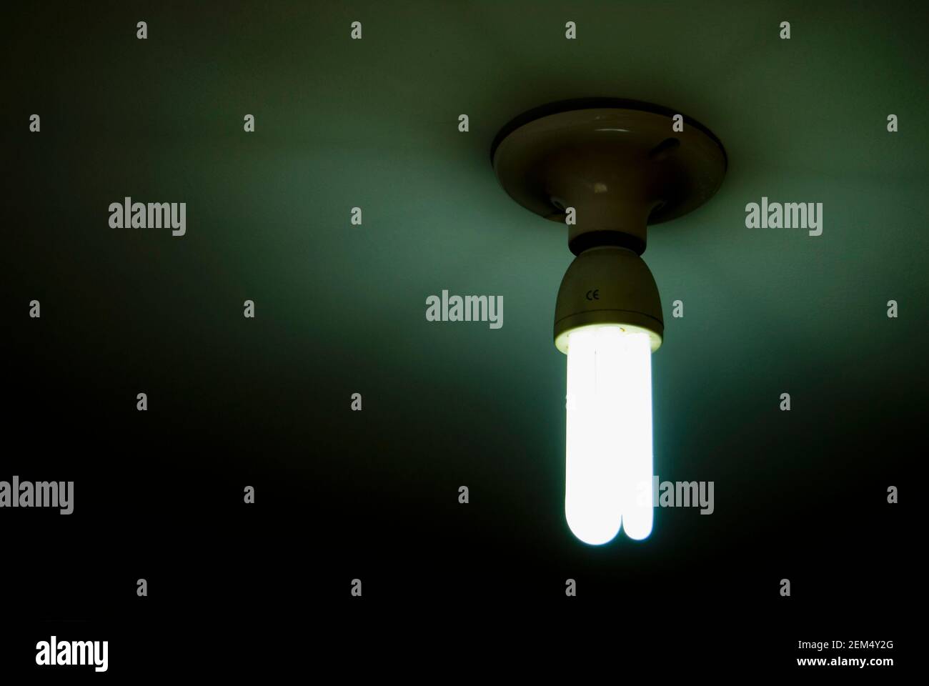 Fluorescent color hires stock photography and images Alamy