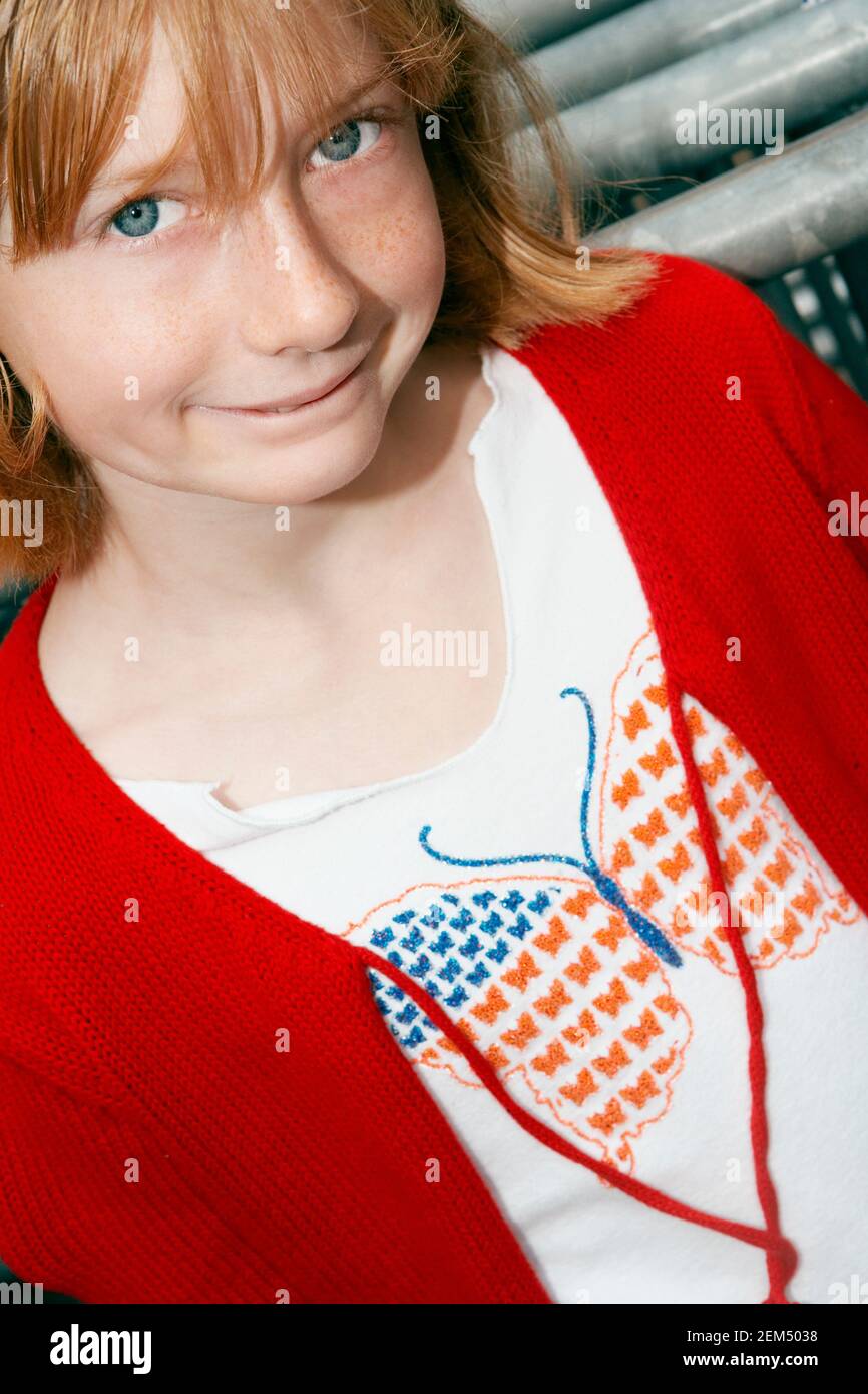 Portrait of a girl smiling Stock Photo - Alamy
