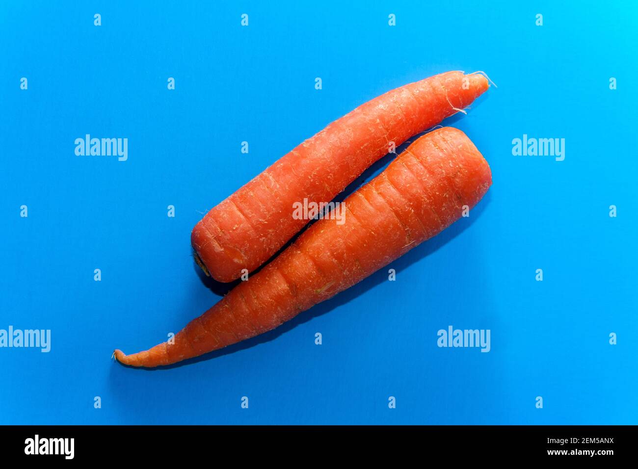 Healthy eating two carrots hi-res stock photography and images - Alamy