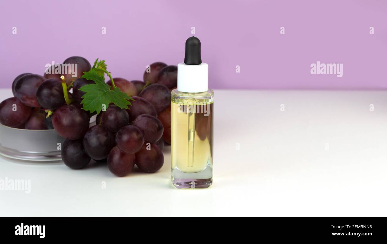 Grape seed hires stock photography and images Alamy