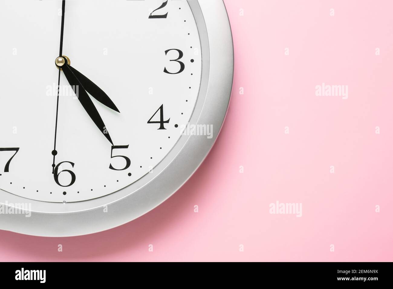 Closeup view clock arrows hi-res stock photography and images - Alamy