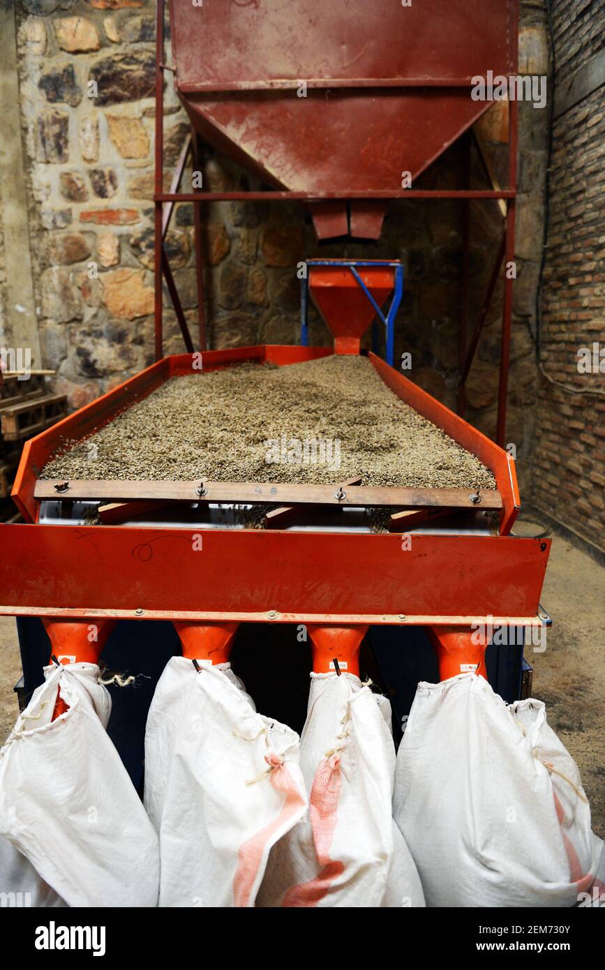 Coffee processing machine hires stock photography and images Alamy