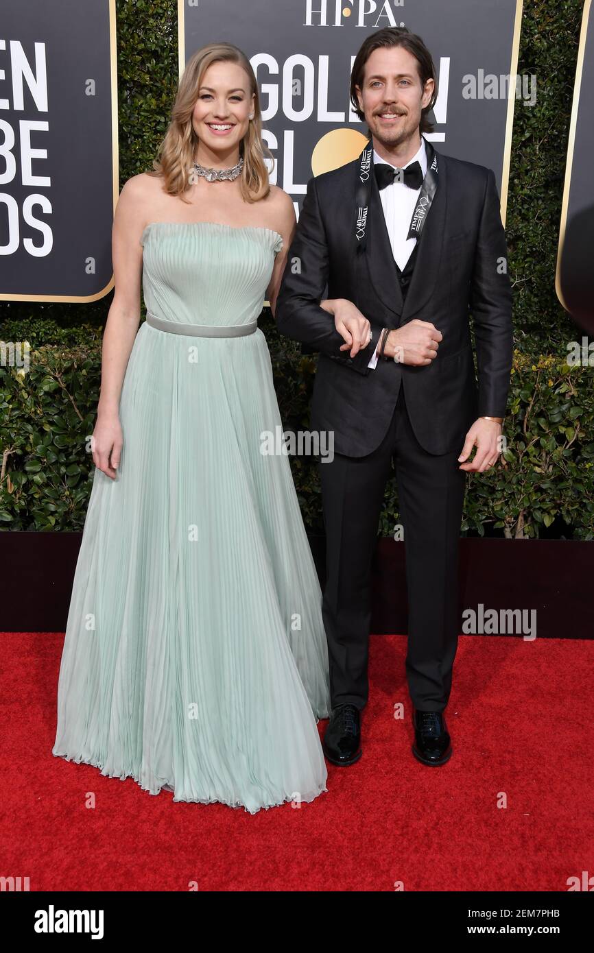 Tim Loden and Yvonne Strahovski at the 76th Golden Globe Awards during the red carpet arrivals