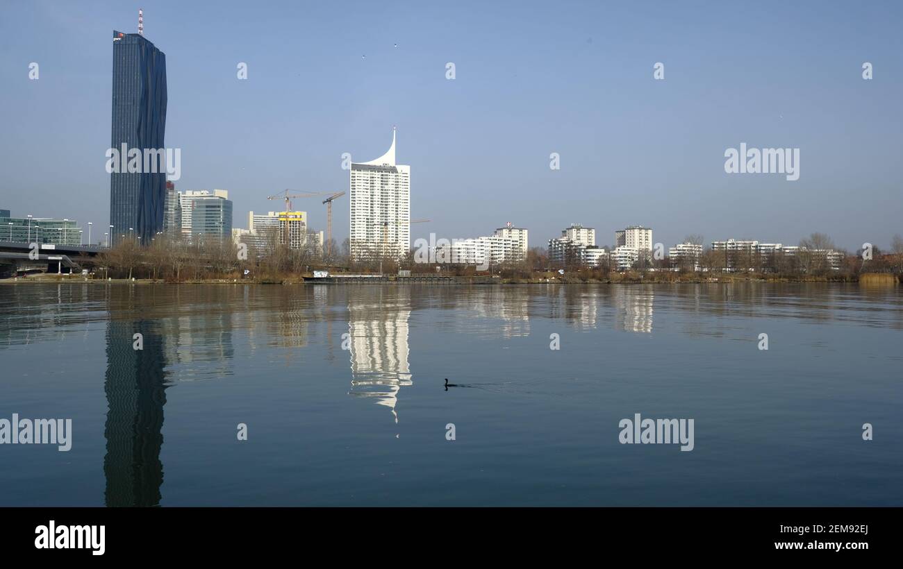 Vienna skyline hi-res stock photography and images - Alamy