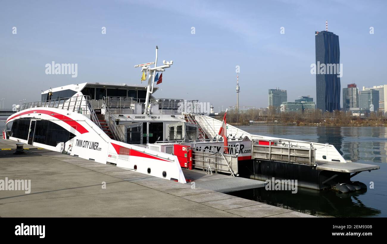 vienna, austria, 24 feb 2021, twin city liner, speed boat catamaran between  vienna and bratislava Stock Photo - Alamy