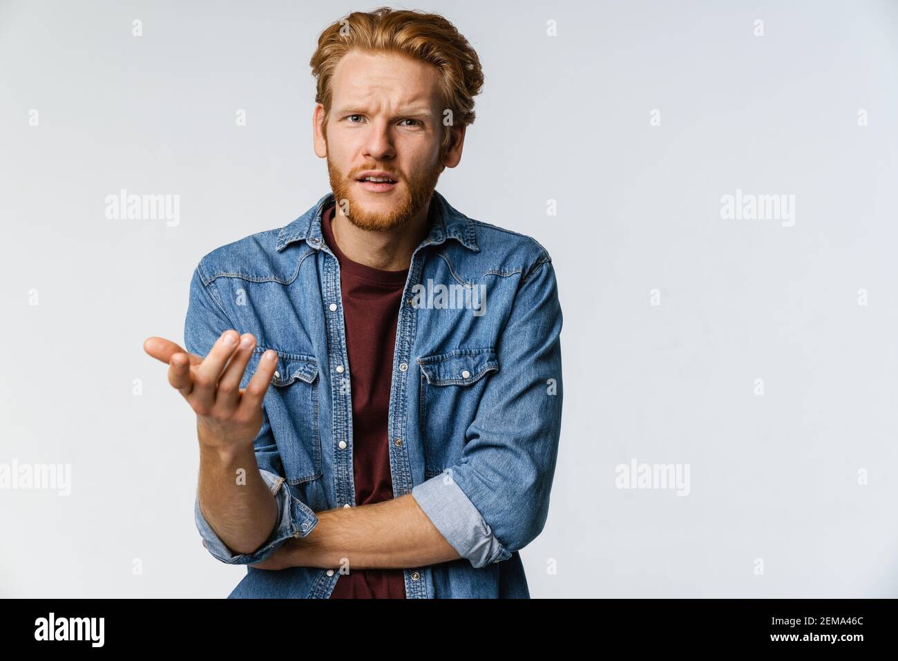 Guy pointing at camera hi-res stock photography and images - Alamy