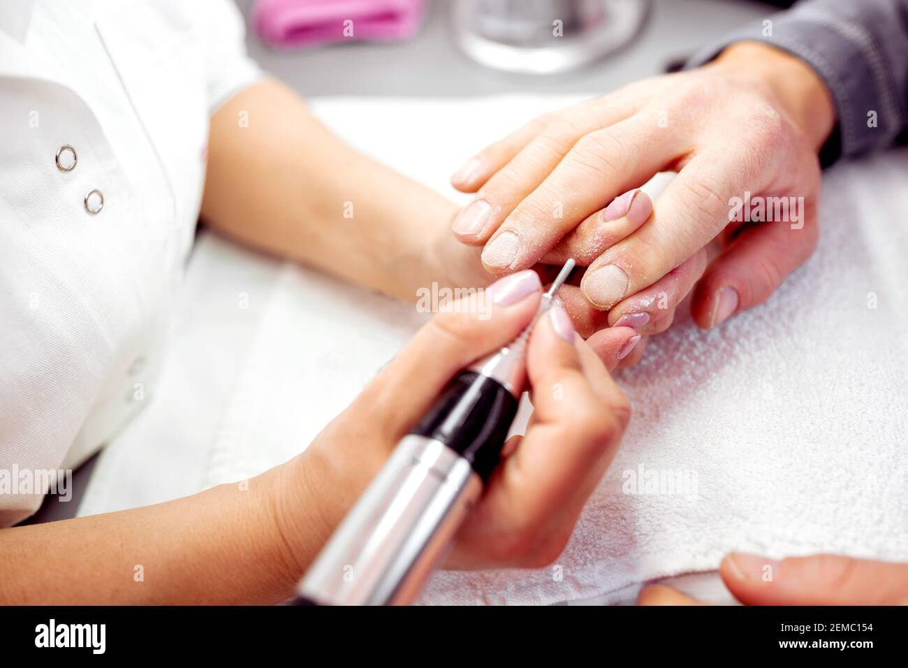 Manicure for men, electric nail file, concept of neat and healthy nails Stock Photo - Alamy Manicure for men, electric nail file, concept of neat and healthy nails Stock Photo - Alamy