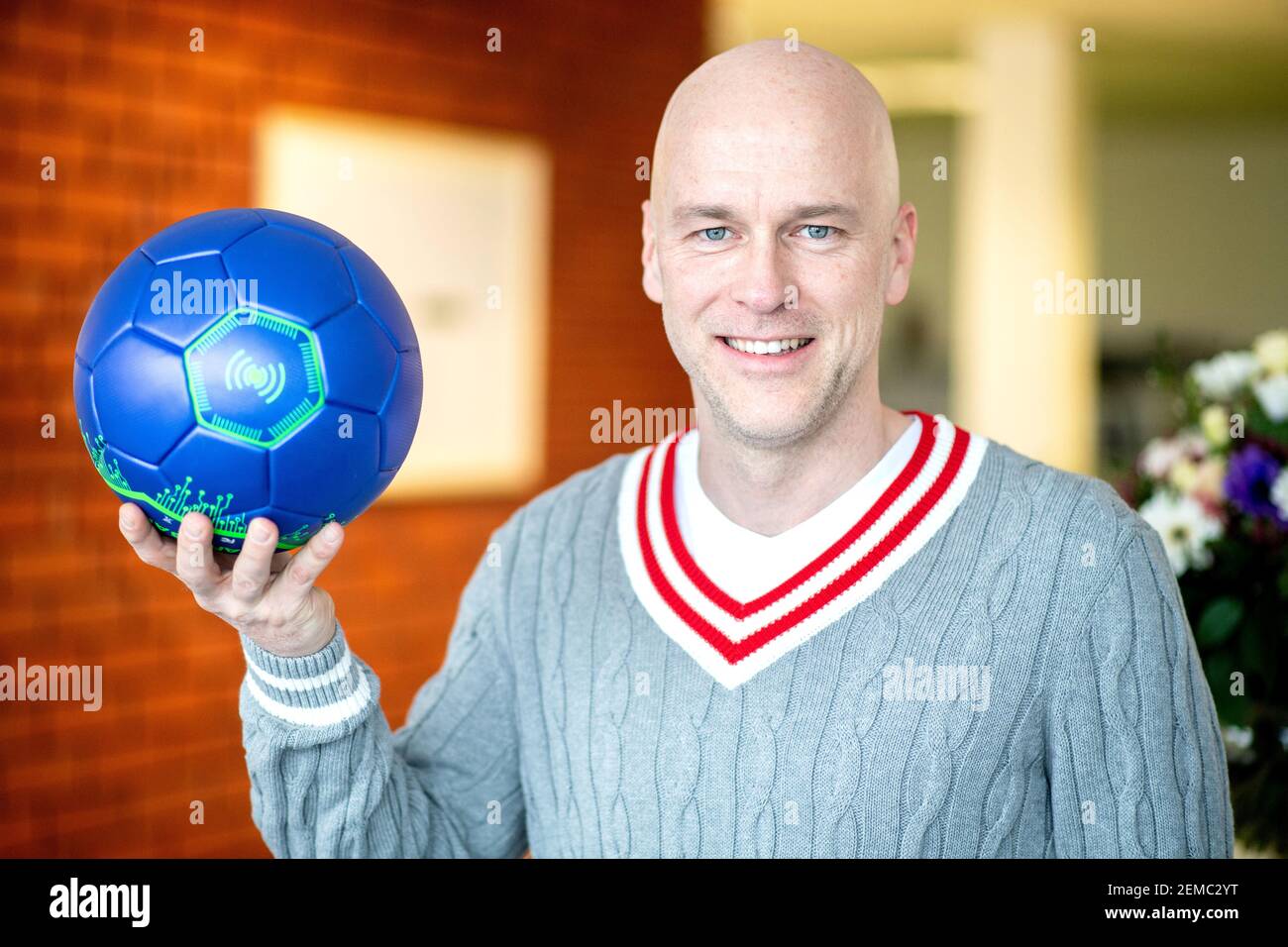 Smartball hi-res stock photography and images - Alamy