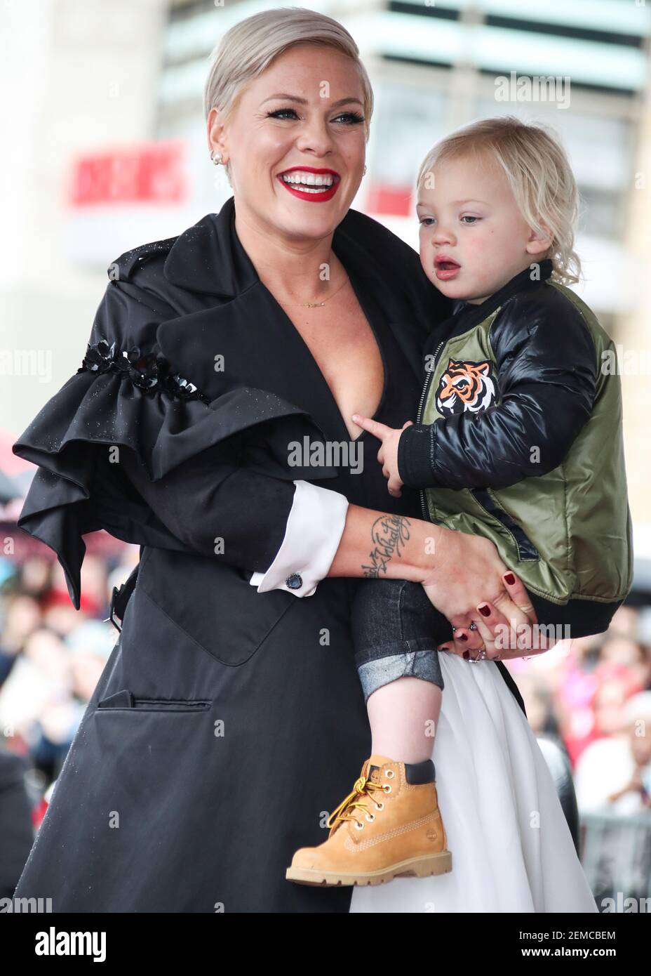 HOLLYWOOD, LOS ANGELES, CA, USA FEBRUARY 05 Singer P!nk (Pink