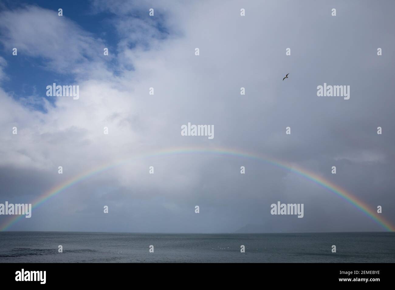 Regenbogen über den Westfjorden Islands, Westfjorde, Westfjord, rainbow, Island, Iceland Stock Photo