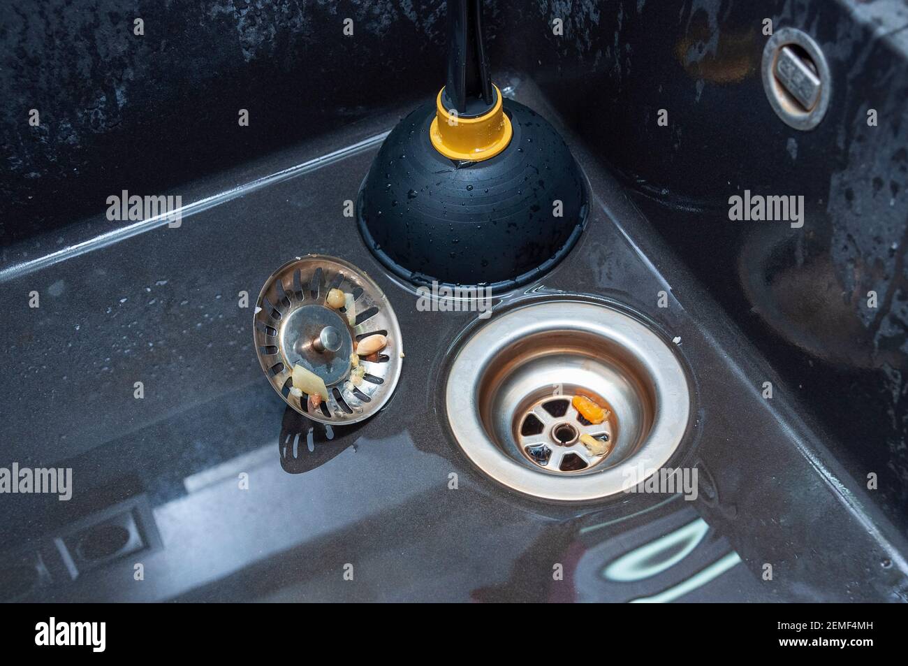 Overflow pipe sink hires stock photography and images Alamy