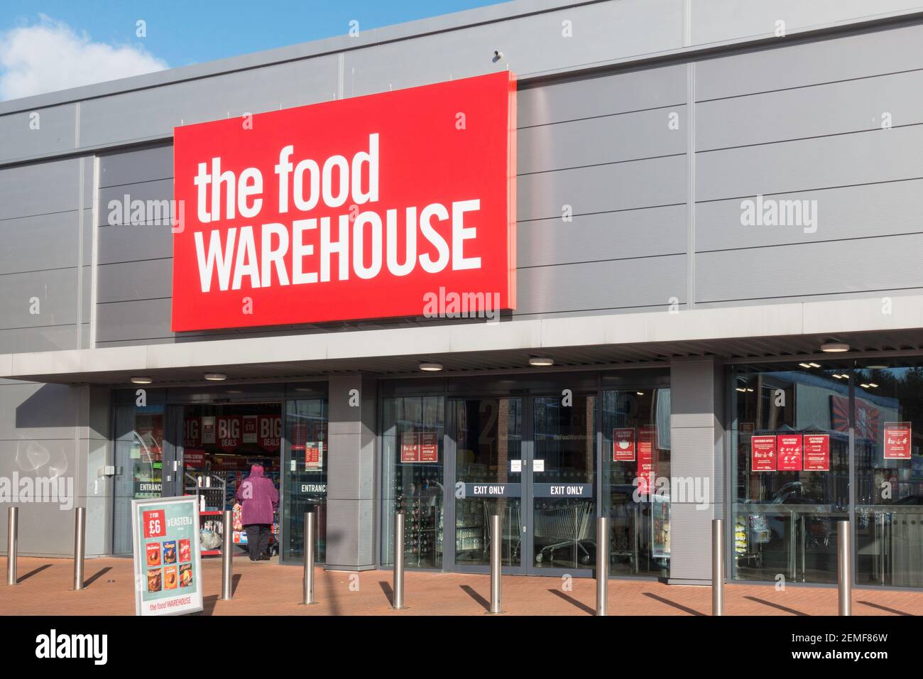 Woman entering the food Warehouse store in Washington, north east