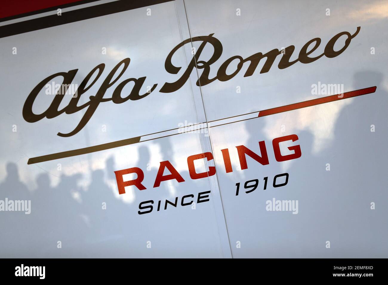 Logo de alfa romeo hi-res stock photography and images - Alamy