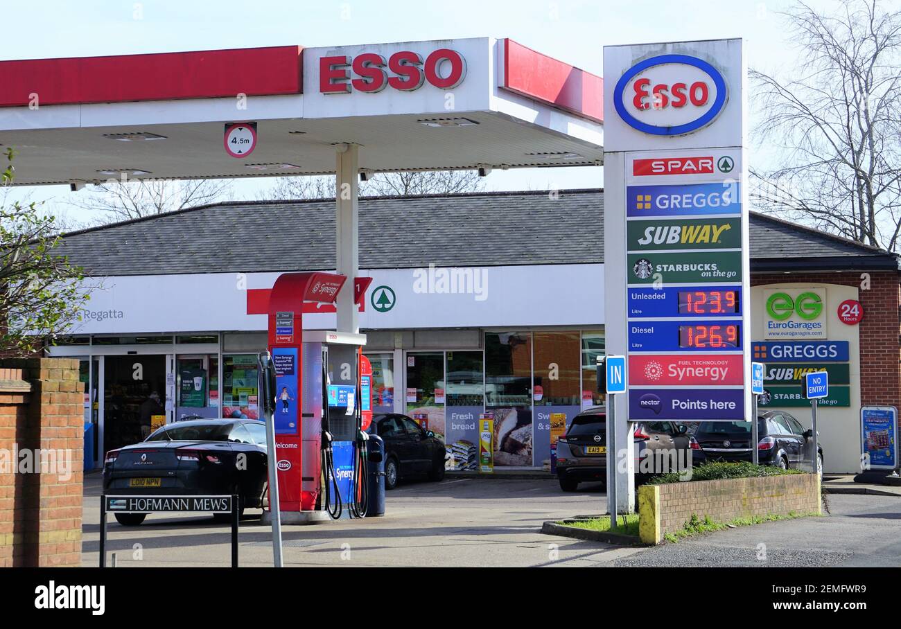 Esso garage forecourt in Henley-on-Thames, Oxfordshire, UK Stock Photo