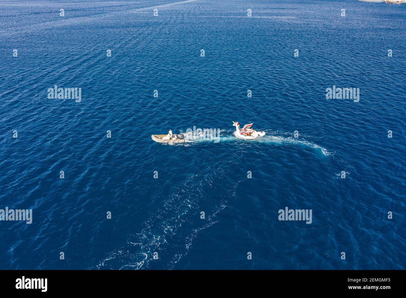 Drone shot tourist speed boat hi-res stock photography and images - Alamy