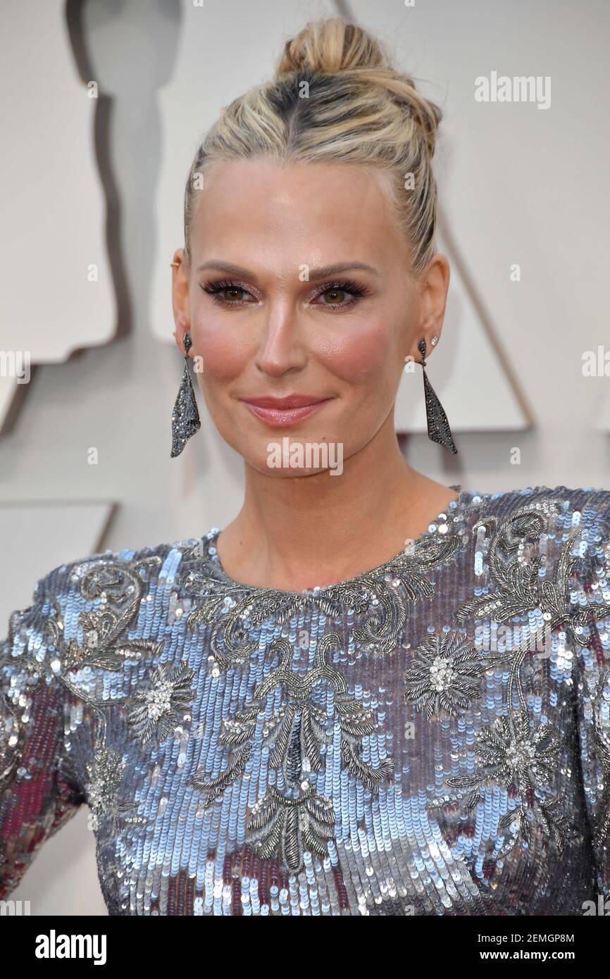Molly Sims Walking On The Red Carpet At The 91st Academy Awards Oscars 