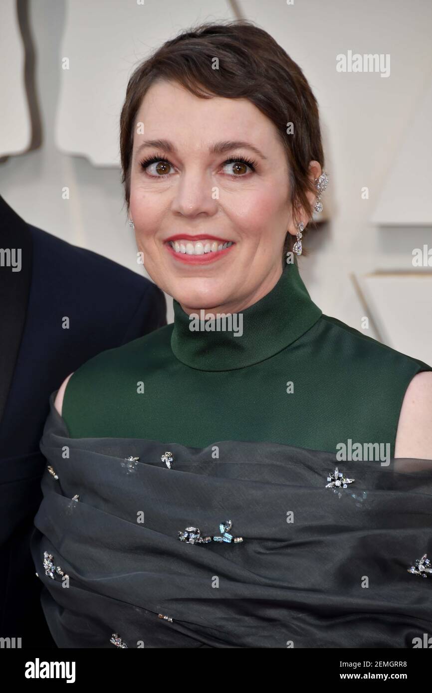 Olivia Coleman walking on the red carpet at the 91st Academy Awards