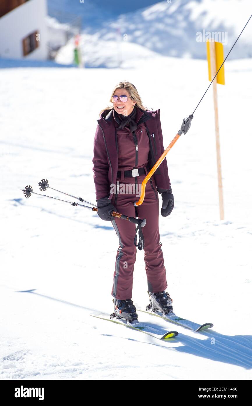 Queen Maxima during the annual winter Royal photoc?all at the skiing ...