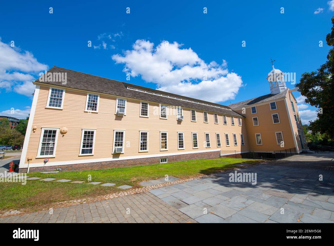 Historic Old Slater Mill building in Old Slater Mill National Historic Landmark on Roosevelt Avenue in downtown Pawtucket, Rhode Island RI, USA. Stock Photo