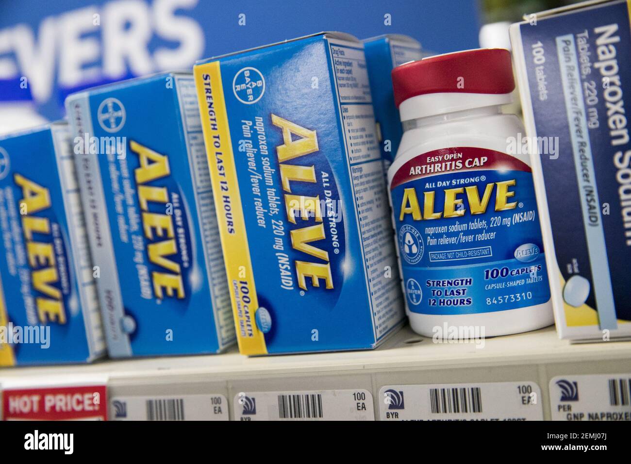 Aleve (Naproxen) over-the-counter pain medicine photographed in a pharmacy  in Remington, Virginia, on February 26, 2019. (Photo by Kristoffer  Tripplaar/Sipa USA Stock Photo - Alamy