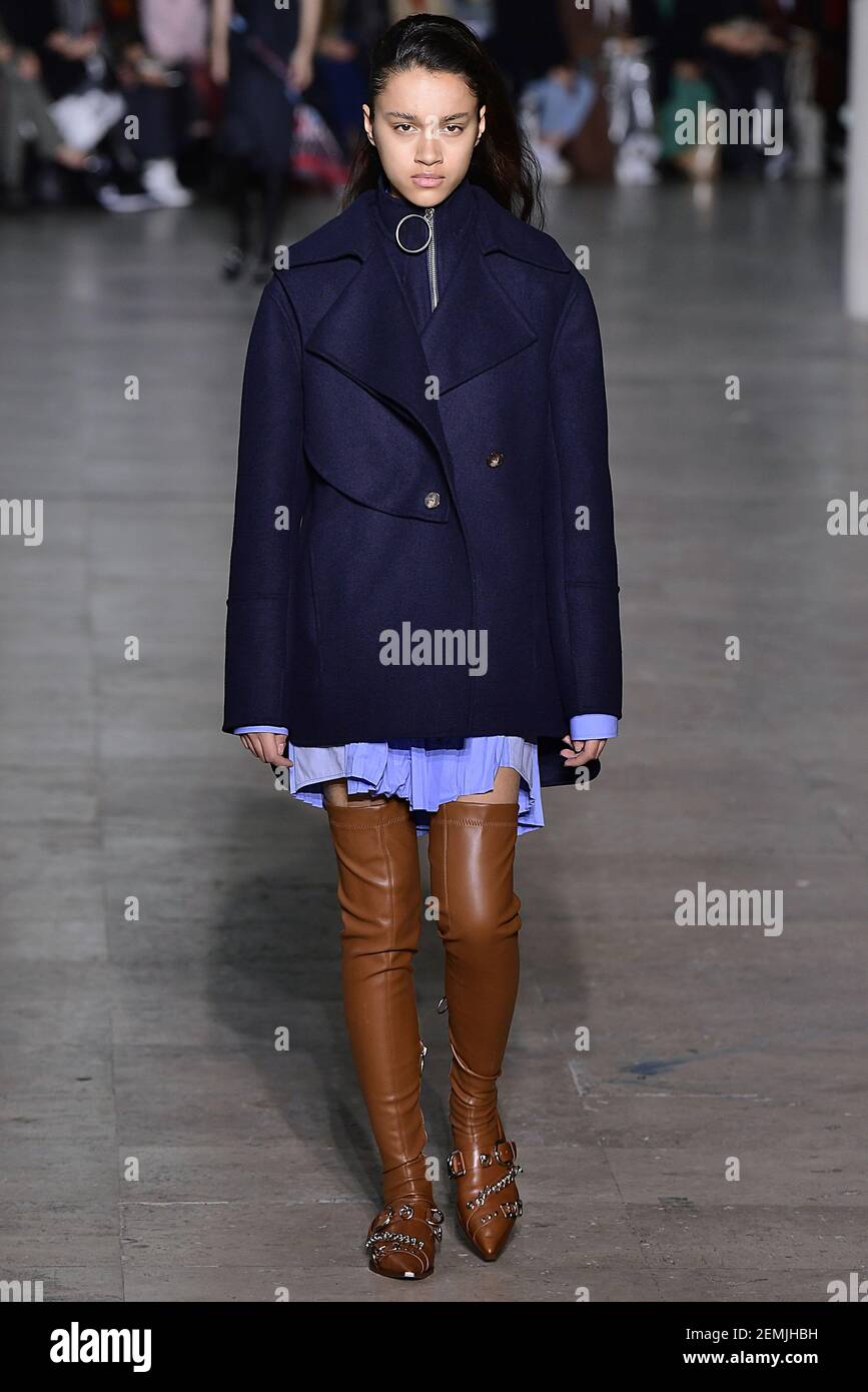 Mara Kasanpawiro walks on the runway during the Cedric Charlier Ready To  Wear Fashion Show during Paris Fashion Week F/W 2019 held in Paris, France  on March 2, 2019. (Photo by Jonas