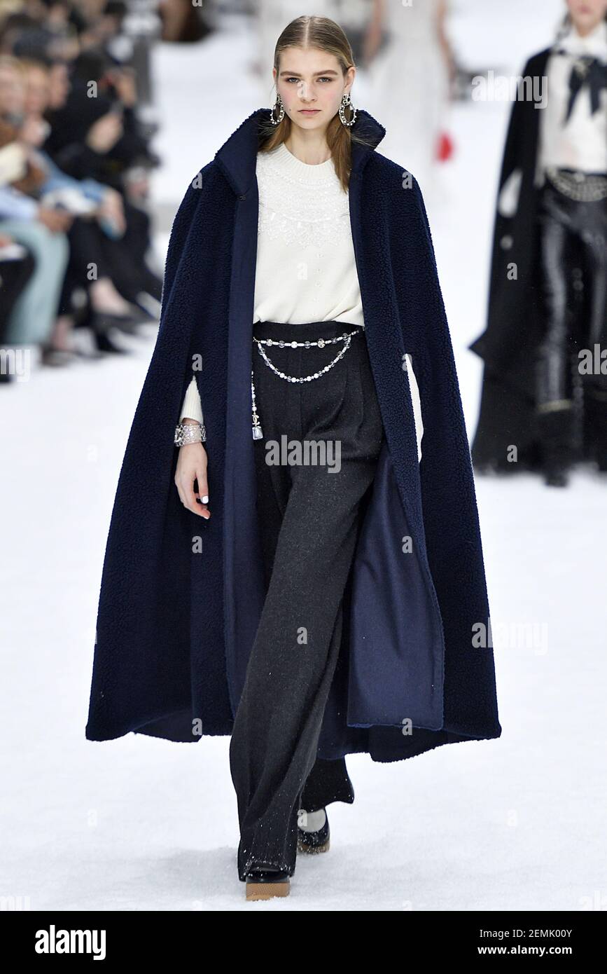 Model Deirdre Firinne walks on the runway during the Chanel Ready To ...