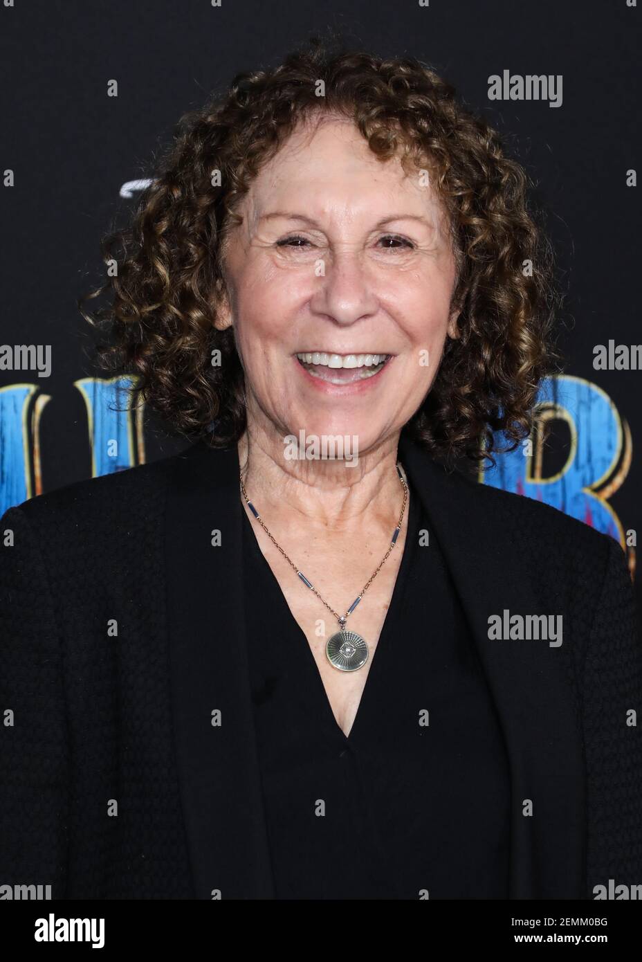 HOLLYWOOD, LOS ANGELES, CA, USA - MARCH 11: Rhea Perlman arrives at the ...