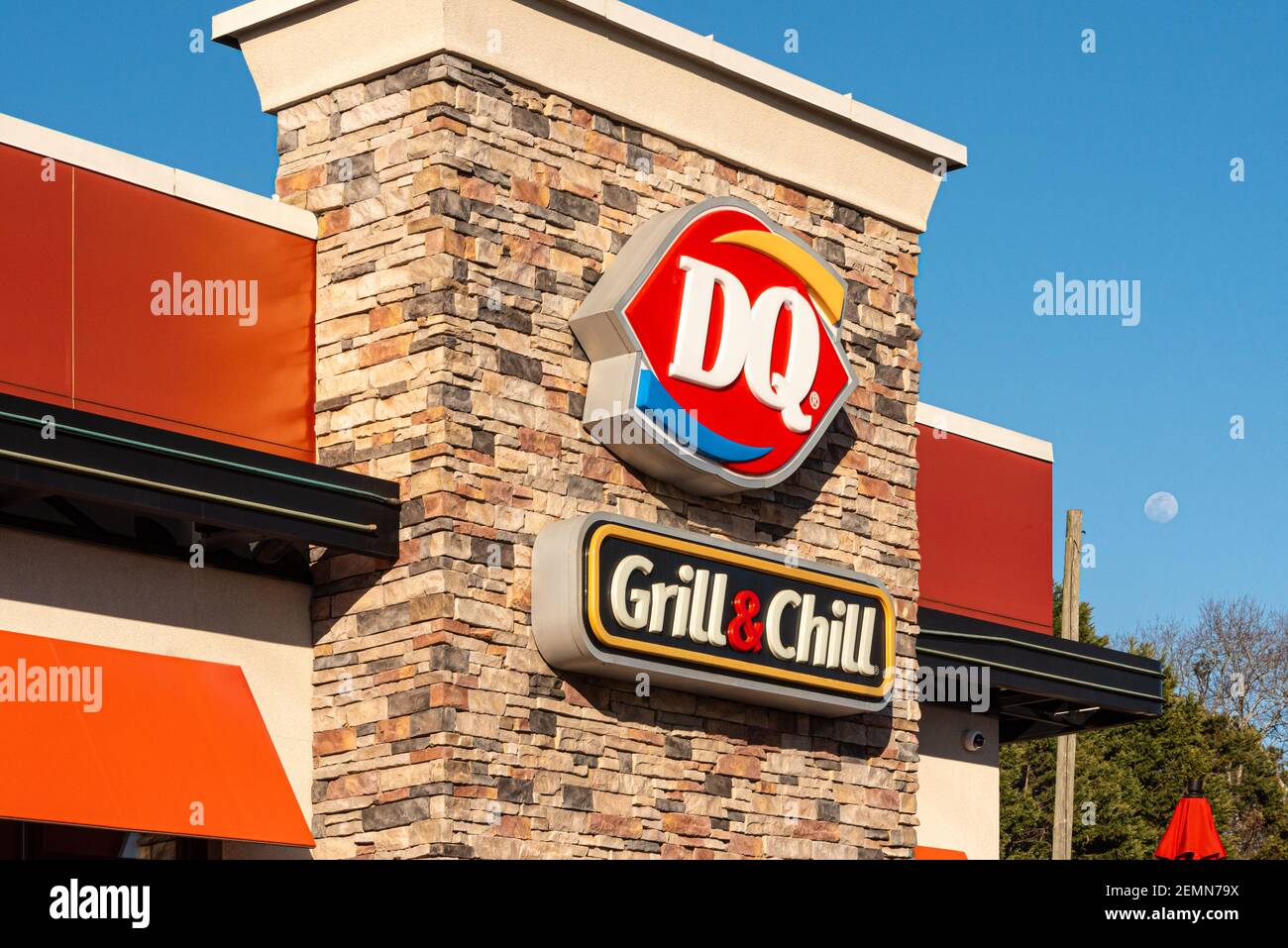DQ Grill & Chill fast food restaurant and ice cream shop in Loganville, Georgia. (USA) Stock Photo