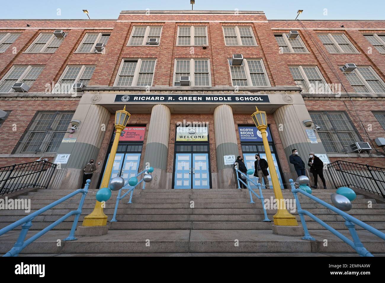 New york usa 25th feb 2021 exterior view richard r green middle