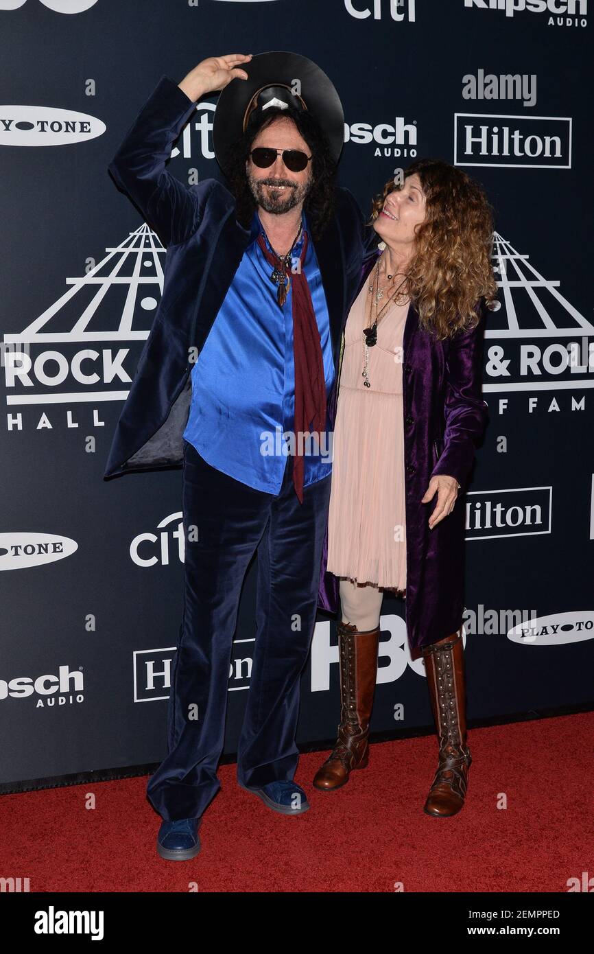 (LR) Inductee Mike Campbell of Fleetwood Mac and Marcie Campbell attend the 2019 Rock & Roll