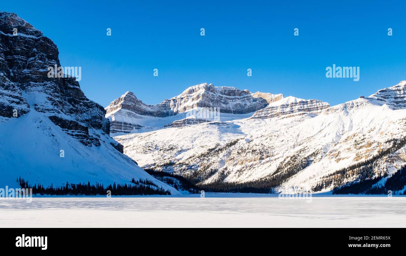 Mountain view along  the Icefields Parkway in Alberta, Canada Stock Photo