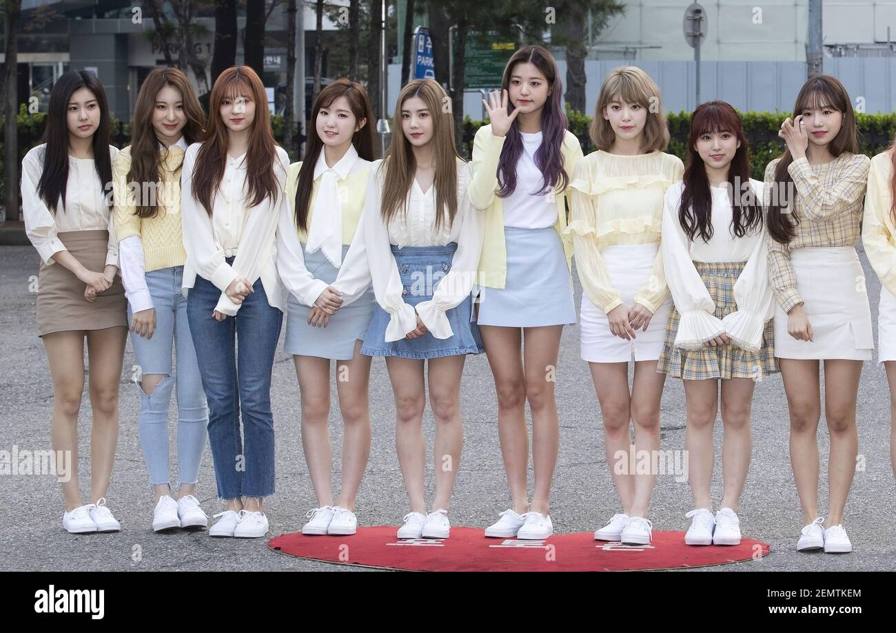 L To R South Korean Kang Hye Won Lee Chae Yeon Kim Min Ju Japanese Vocal Hitomi Honda South Korean Vocal Kwong Eun Bi And Jang Won Young Japanese Vocal Sakura Miyawaki And Nako Yabuki South Korean