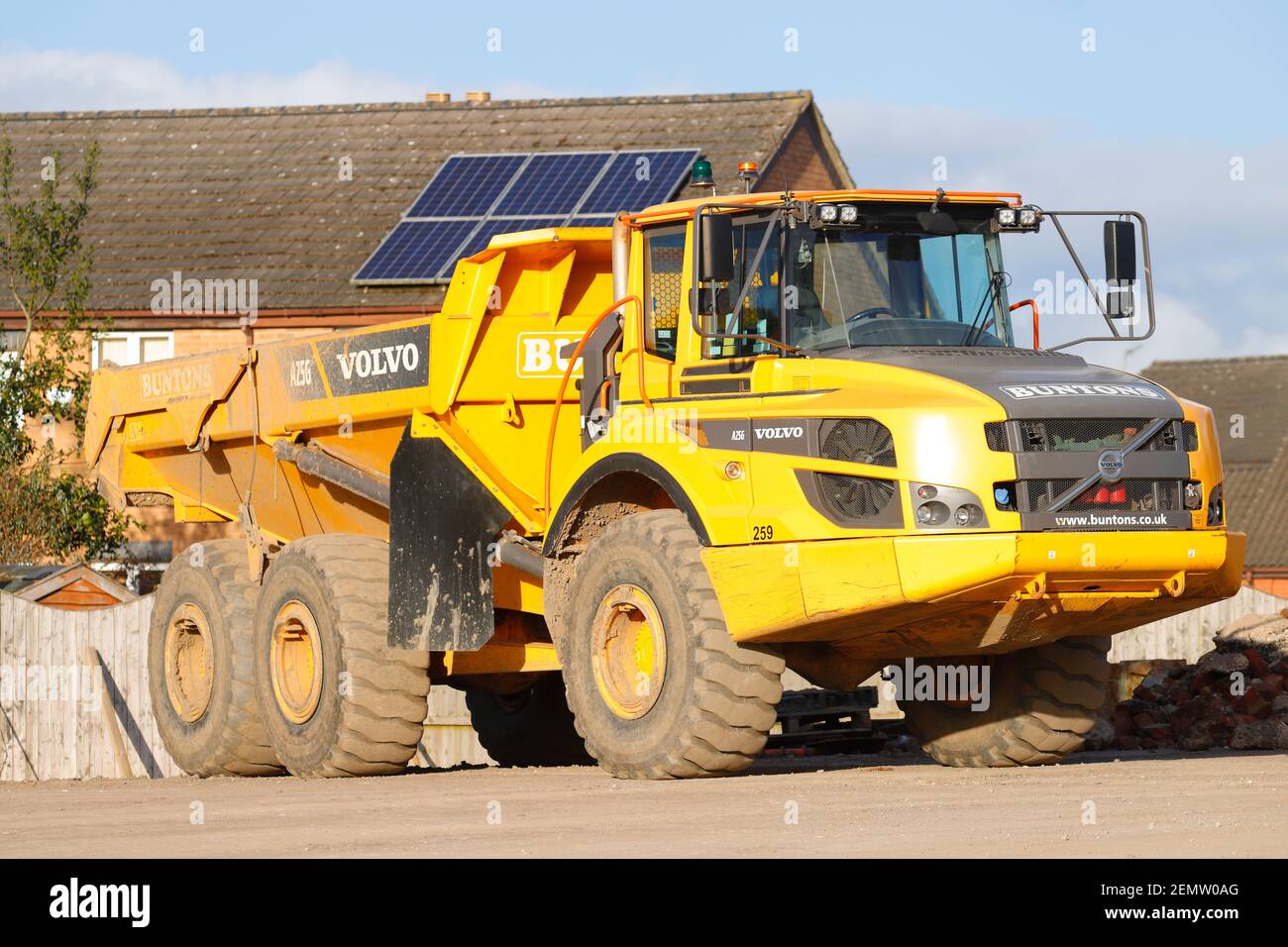 Rear tiping dumper truck hires stock photography and images Alamy