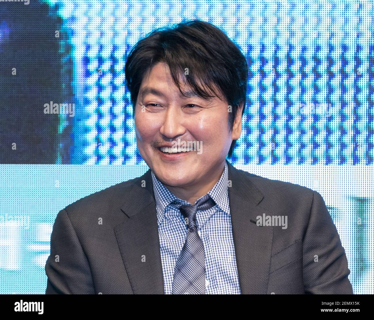 South Korean Actor Song Kang Ho Attend A Photo Call For The New Film Parasite Press Conference At Westin Chosun Hotel In Seoul South Korea On April 22 19 Director Bong Joon Ho Movies