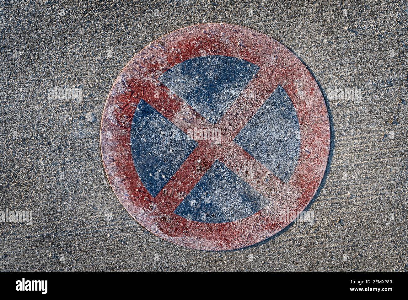 no parking sign on a salty street Stock Photo