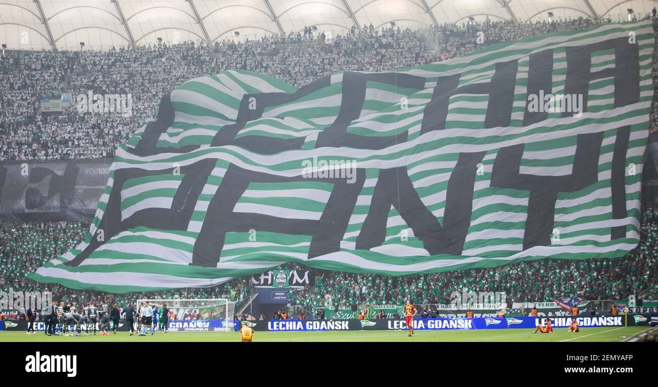 02.05.2019, Warszawa, pilka nozna, Totolotek Puchar Polski, final,  Jagiellonia Bialystok - Lechia Gdansk, N/z Kibice Lechii Gdansk, fot.  Tomasz Jastrzebowski / Foto Olimpik ----- 02.05.2019, Warszawa, football,  Polish FA Cup final, Jagiellonia