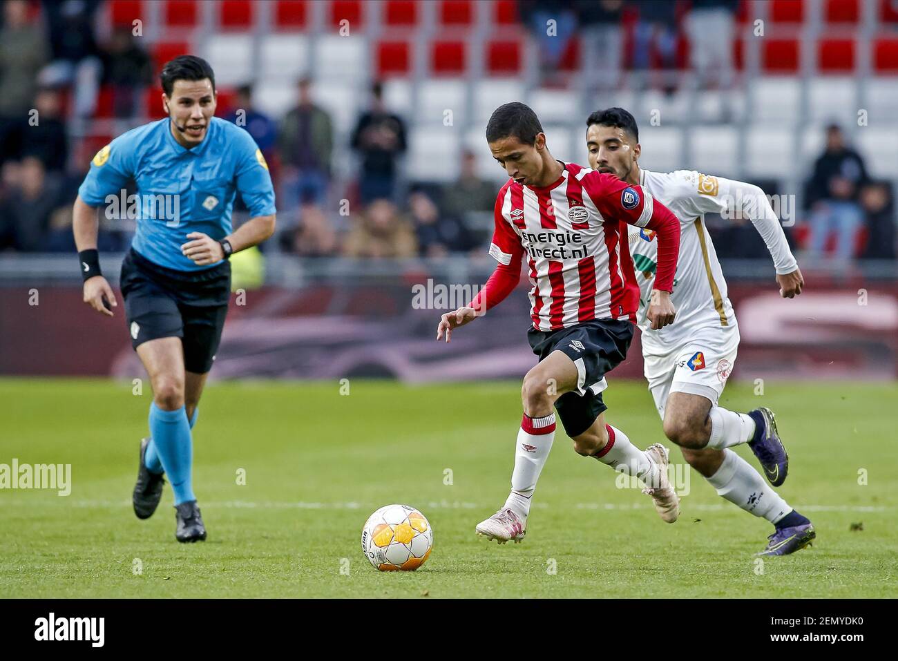Eindhoven Jong Psv Telstar 03 05 2019 Football Dutch Keukenkampioen Divisie Season 2018 2019 Philips Stadium Psv Jong Psv Player Mauro Junior R On The Ball During The Game Jong Psv