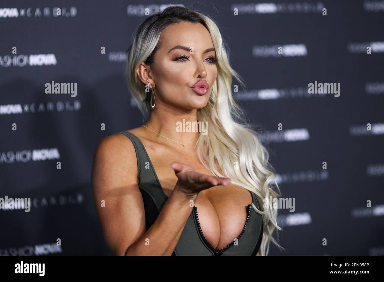 HOLLYWOOD, LOS ANGELES, CA, USA - MAY 08: Lindsey Pelas arrives at the